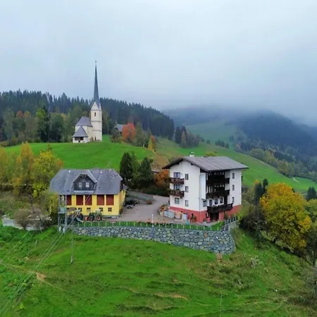 Hiking And Wellness Getaway Apartament *